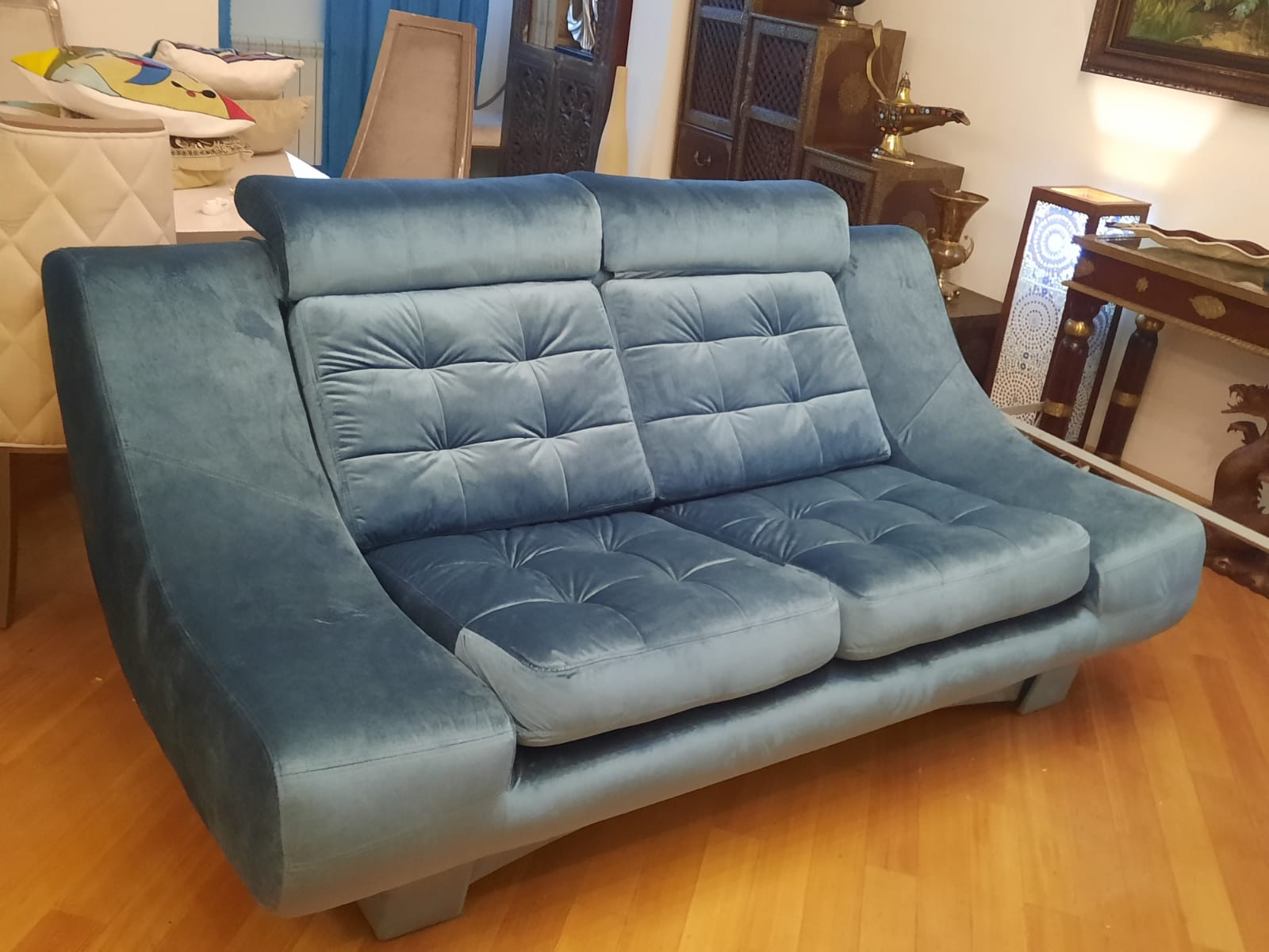 Обивка дивана на дому. Дунайская